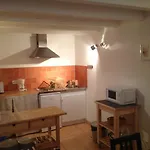 De La Condamine Lejlighed