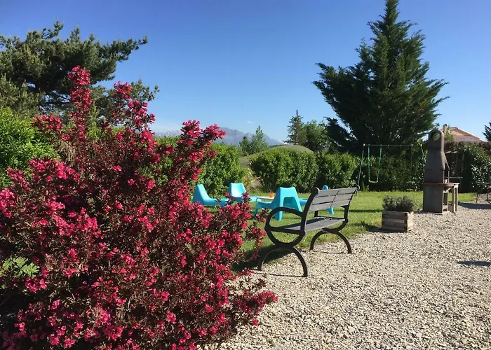 De La Condamine דירה *